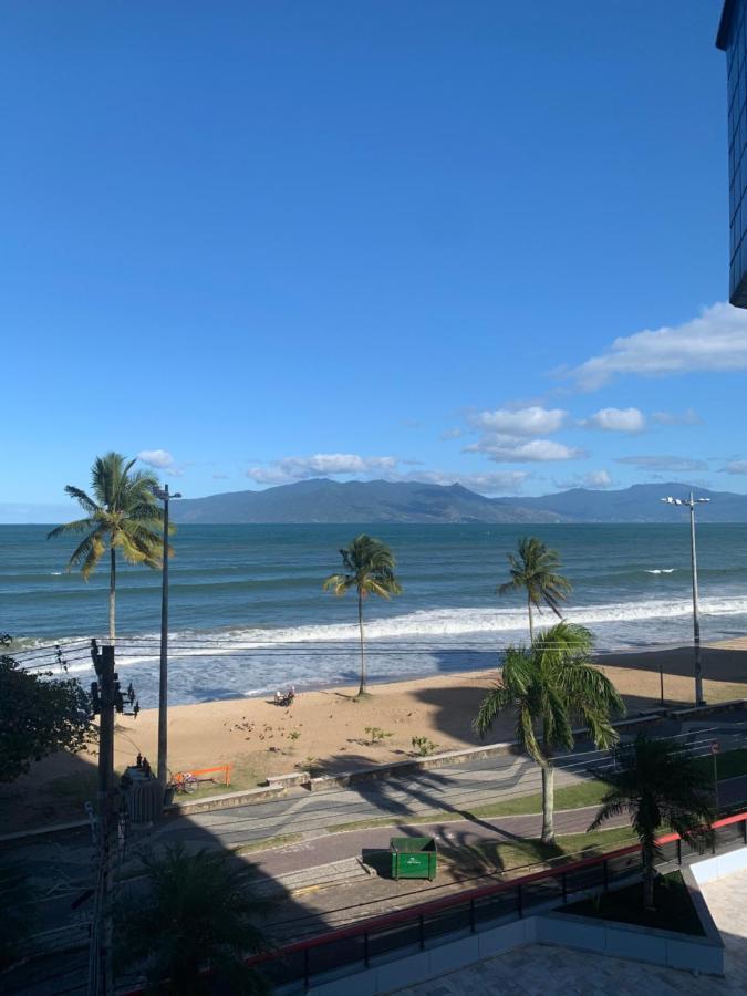 Martim De Sa De Frente Pro Mar